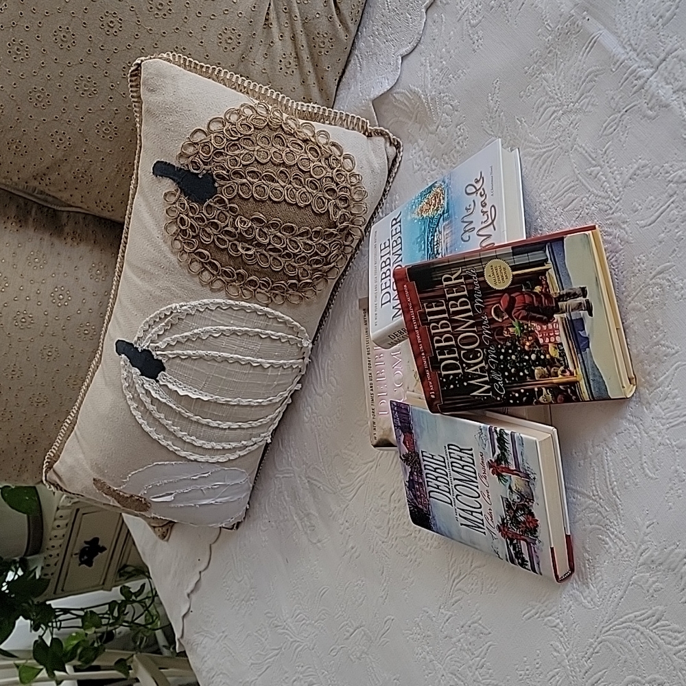 Debbie Macomber Hardcover Books